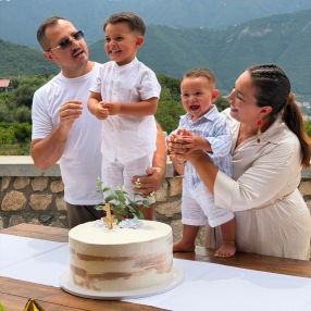 Imma, Family in Torre Annunziata