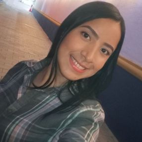 Desiree, Babysitter a Sulmona
