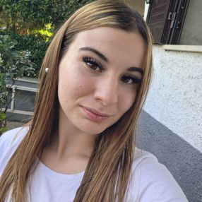 Elisa, Babysitter a Latina Scalo