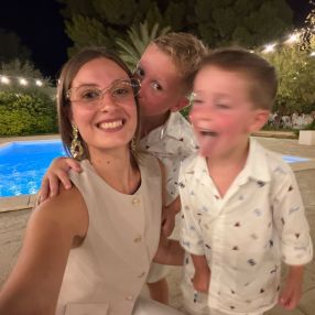 Salwa, Famiglia a Vittoria