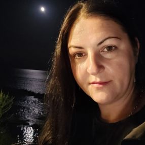 Ruxandra, Babysitter in Parabita