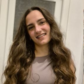 Melike, Babysitter in Montorio al Vomano