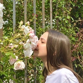 Giulia, Babysitter a Schio