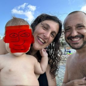 Laura, Famiglia a Torino