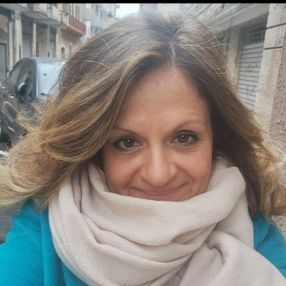 Antonella, Babysitter a Bari