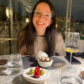 Elisabetta, Babysitter a Alba