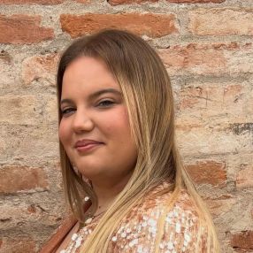 Marzia, Babysitter a Torbole Casaglia