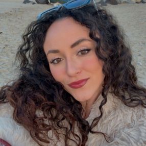 Giada, Babysitter a Villafranca Tirrena