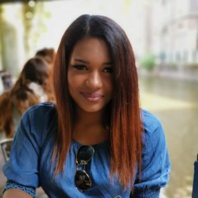 Karen, Babysitter a Povoletto