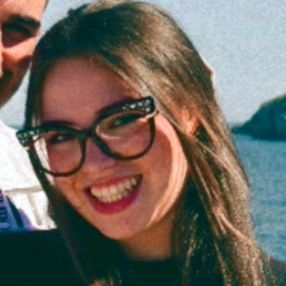 Laura, Babysitter a Corsano