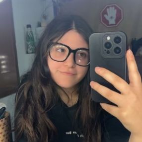 Sophy, Babysitter a Noto