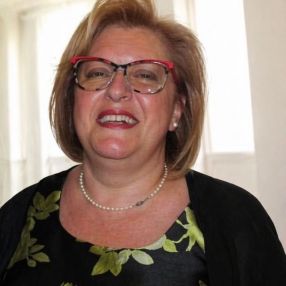 Donata, Babysitter a Palo del Colle