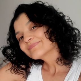 Luana, Babysitter a Provincia di Biella