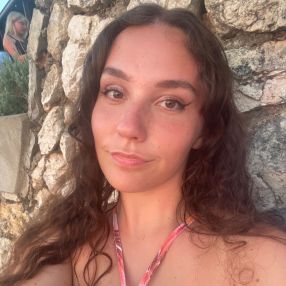 Serena, Babysitter in Sassuolo