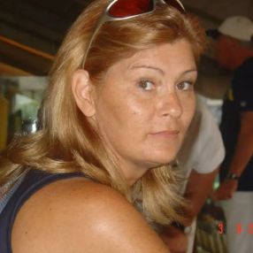 JO, Babysitter in Pellezzano
