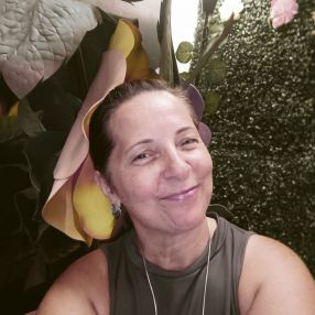 Elaine, Babysitter a Bonate Sotto