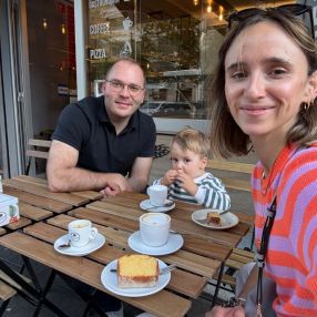 Xenia, Famiglia a Milano