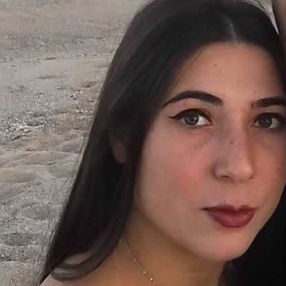 Eleonora, Babysitter a Crotone