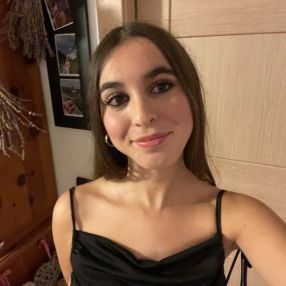 Emma, Babysitter a Melegnano