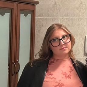 Alessia, Babysitter a Casalpusterlengo