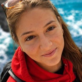 Maria, Babysitter a Punta Marina