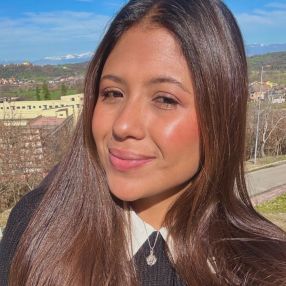 Valentina, Babysitter a Rende
