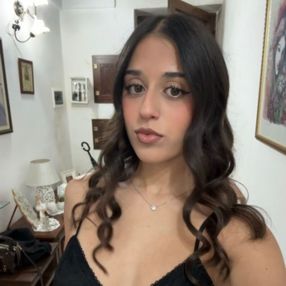 Antonella, Babysitter a Toritto