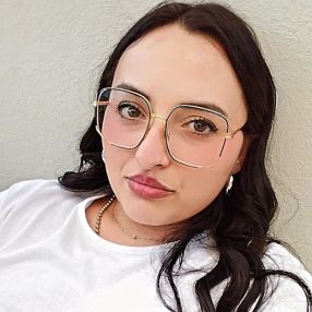 Veronica, Babysitter a San Severo