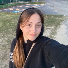 Angelica, Babysitter a Capannoli
