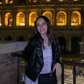 Giada, Babysitter a Poirino