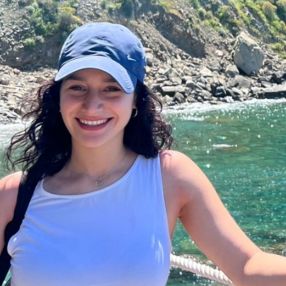 Ilaria, Babysitter a San Donaci