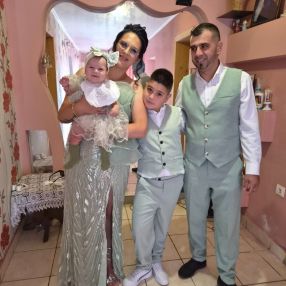 Maria Mihaela, Famiglia a Tortona