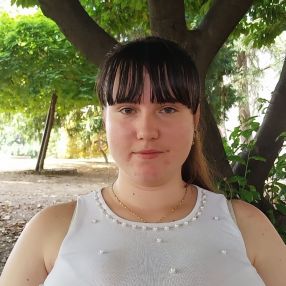 Lorina, Babysitter a Pianzano