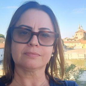 Edna Maria, Babysitter a Livorno Ferraris