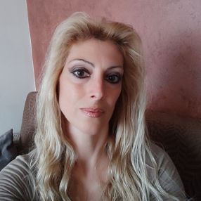 Antonella, Babysitter a Atella