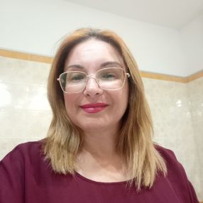 Veronica, Babysitter a Benevento