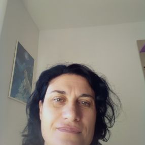 Maria, Babysitter a Patti