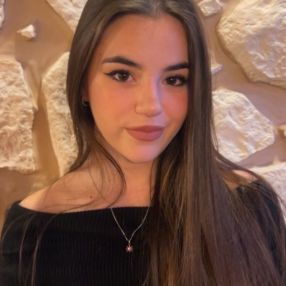 Giulia, Babysitter in Belpasso