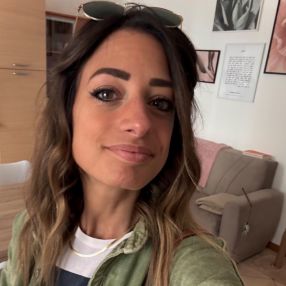 Elisabetta, Babysitter a Paese