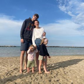 Veronica, Famiglia a Trescore Balneario