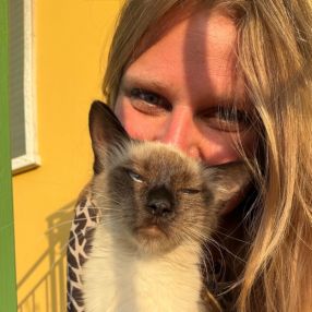 Micol, Babysitter in Castelletto