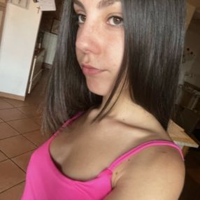 Martina, Babysitter a Trecastagni