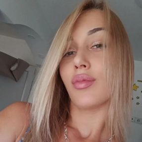 Nikolina, Babysitter a Merano