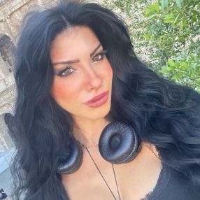 Agnese, Babysitter a Rione Riesci