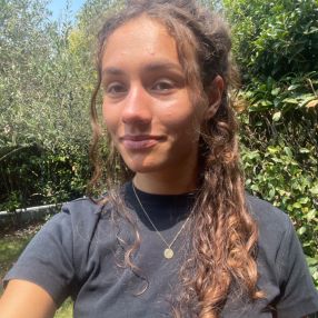 Lucia, Babysitter a Cellatica
