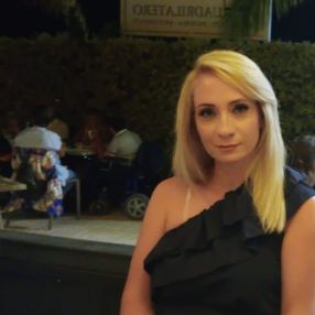 Piera, Babysitter a Rosolini