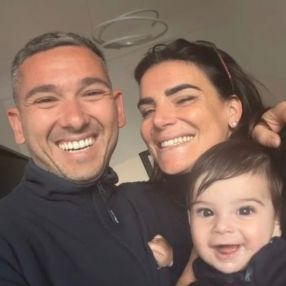 Emanuela, Famiglia a Sanremo