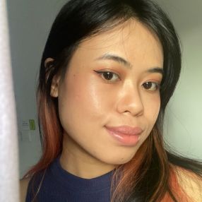 Sunarsih, Babysitter in Pula