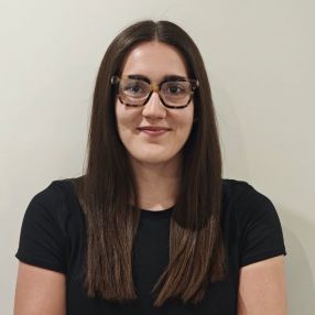 Angelica Costamagna, Babysitter a Aosta
