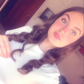 Laura, Babysitter a San Vittore Olona